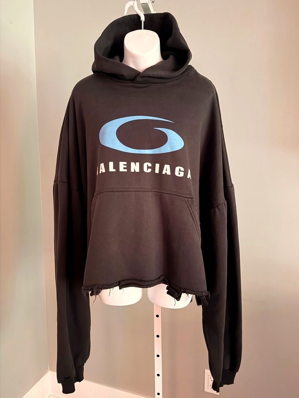 BALENCIAGA Amazing Distressed Logo Oversized Crop Hoodie L/XL NWT $1,150!!